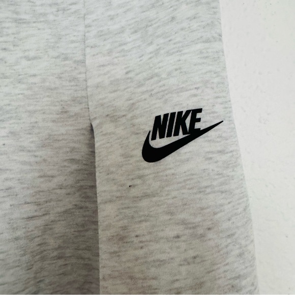 Nike Sportswear Tech Fleece Women's High-Waisted Pleated Pants Sz XS FV8052-013 - Picture 12 of 16